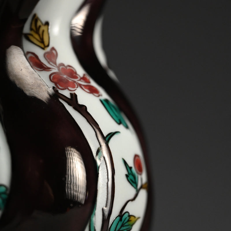 Kutani Porcelain. Tokkuri Sake Set B ー“瓢形徳利”