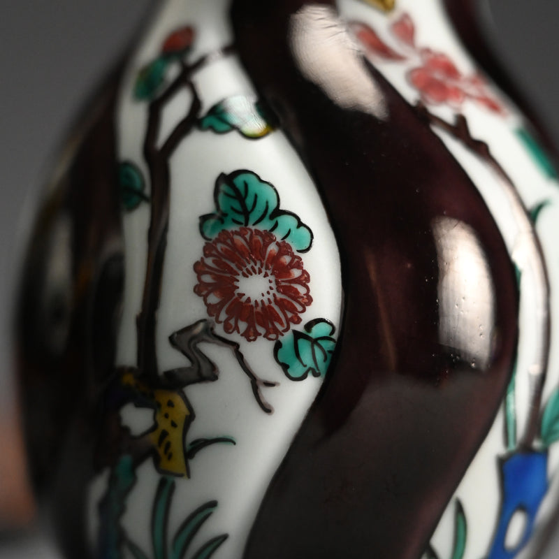 Kutani Porcelain. Tokkuri Sake Set B ー“瓢形徳利”