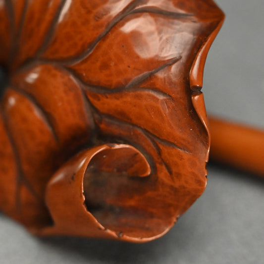 Antique Lotus Shaped Boxwood Nyoi ー黄陽木霊芝如意