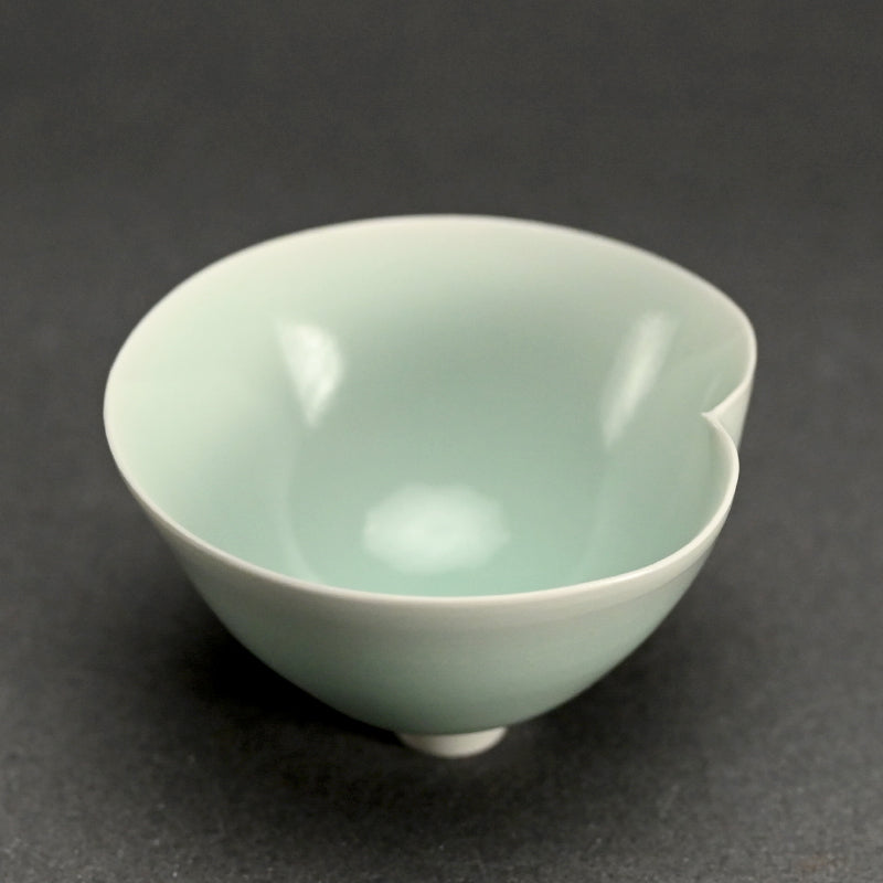 Porcelain Guinomi Sake Cup C ー“青白磁 ぐい呑”