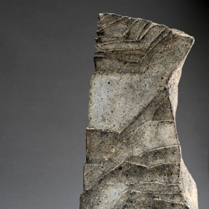 Tall Striated Vase ー佐藤 和彦 "石化瓷彫文壺”
