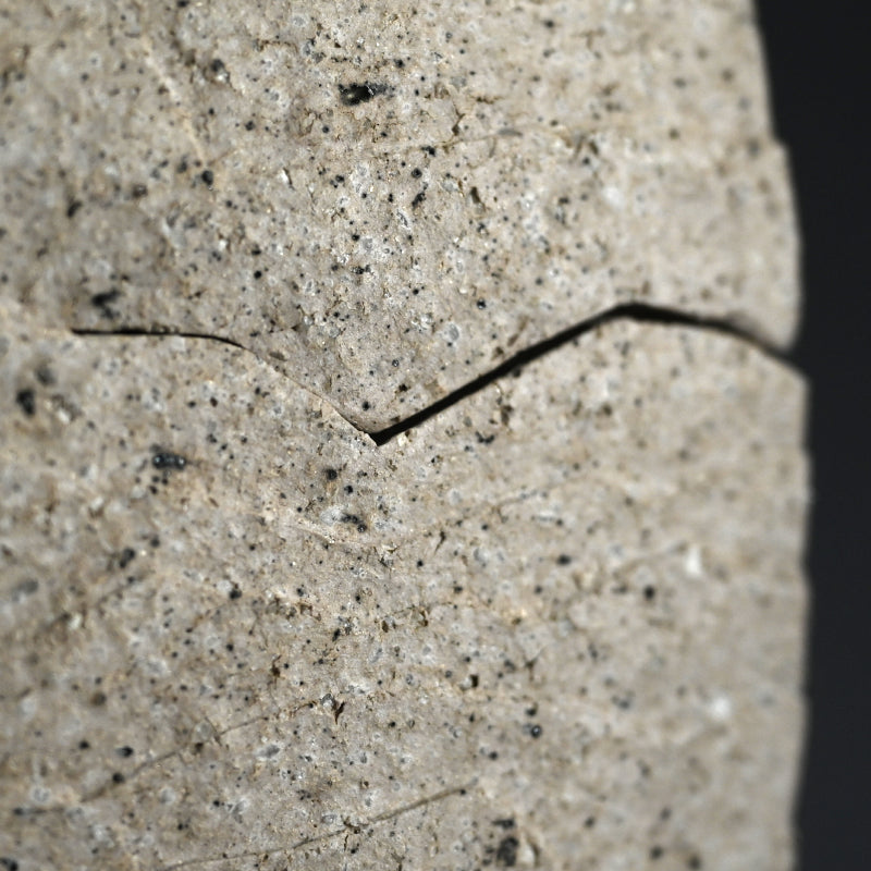 Covered Ceramic Box ー佐藤 和彦 “風化瓷彫文盦子”