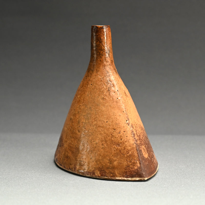 Mid Century Vase ー熊倉 順吉 “伊羅保壺”