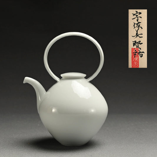 Exceptional Contemporary Porcelain Tea Pot ー宇佐美 賢祐 "土瓶”