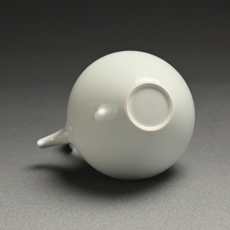 Exceptional Contemporary Porcelain Tea Pot ー宇佐美 賢祐 "土瓶”