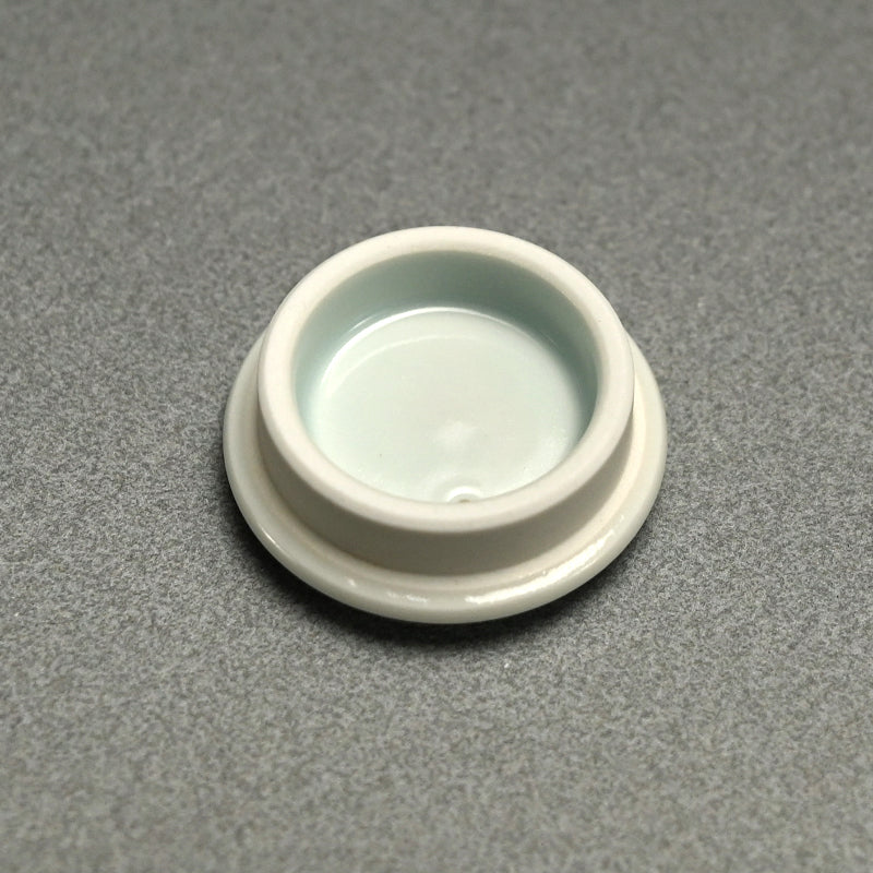 Fabulous Porcelain Dobin Teapot ー宇佐美 賢祐“土瓶”