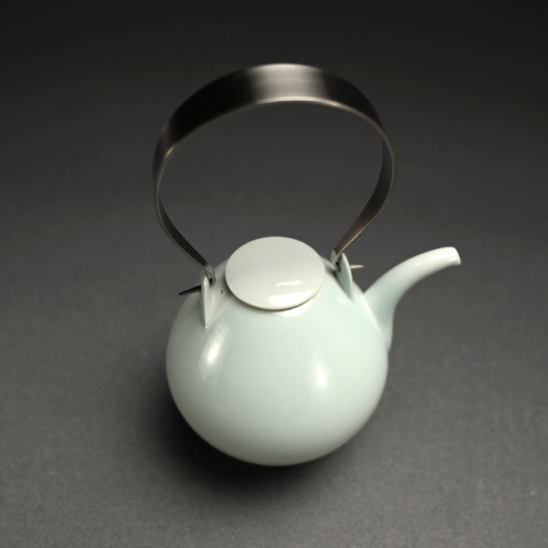 Boxed 5 person Porcelain Tea set ー宇佐美 賢祐 ”土瓶・湯吞”