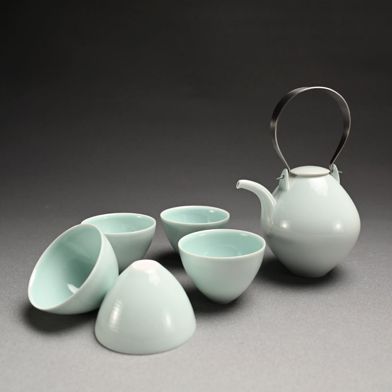 Boxed 5 person Porcelain Tea set ー宇佐美 賢祐 ”土瓶・湯吞”
