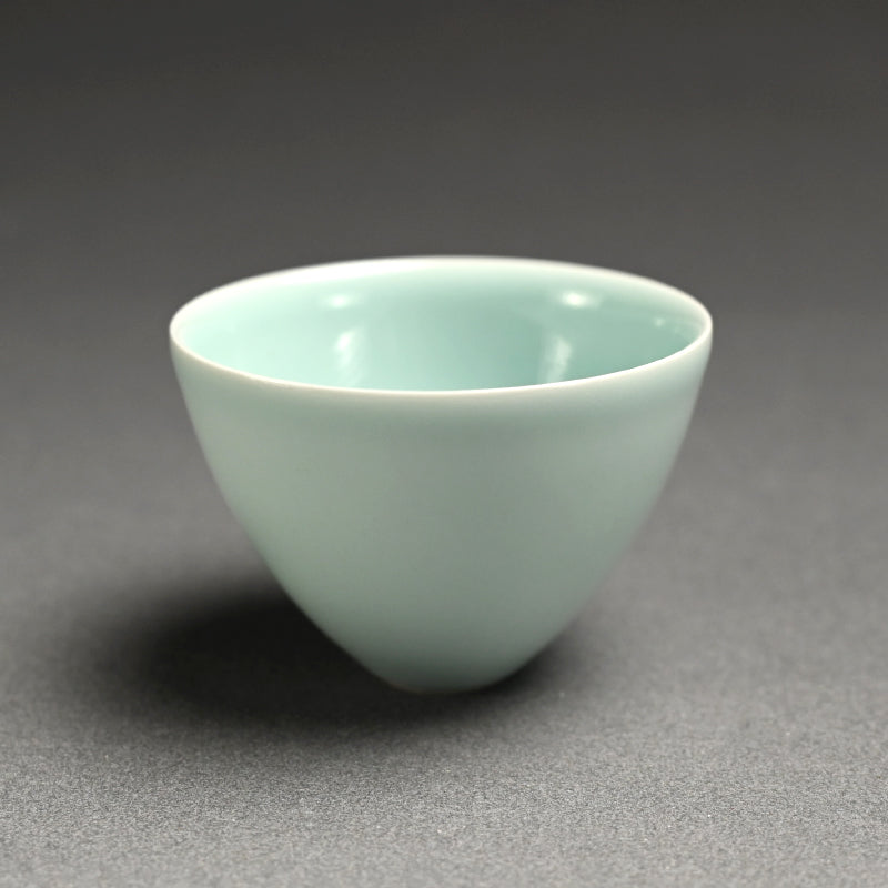 Boxed 5 person Porcelain Tea set ー宇佐美 賢祐 ”土瓶・湯吞”