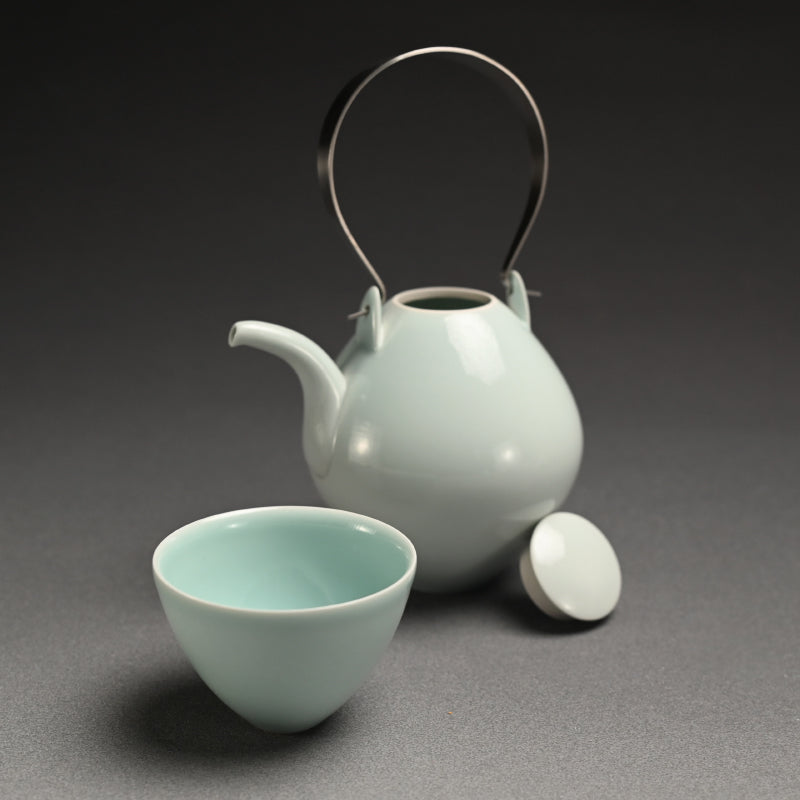 Boxed 5 person Porcelain Tea set ー宇佐美 賢祐 ”土瓶・湯吞”