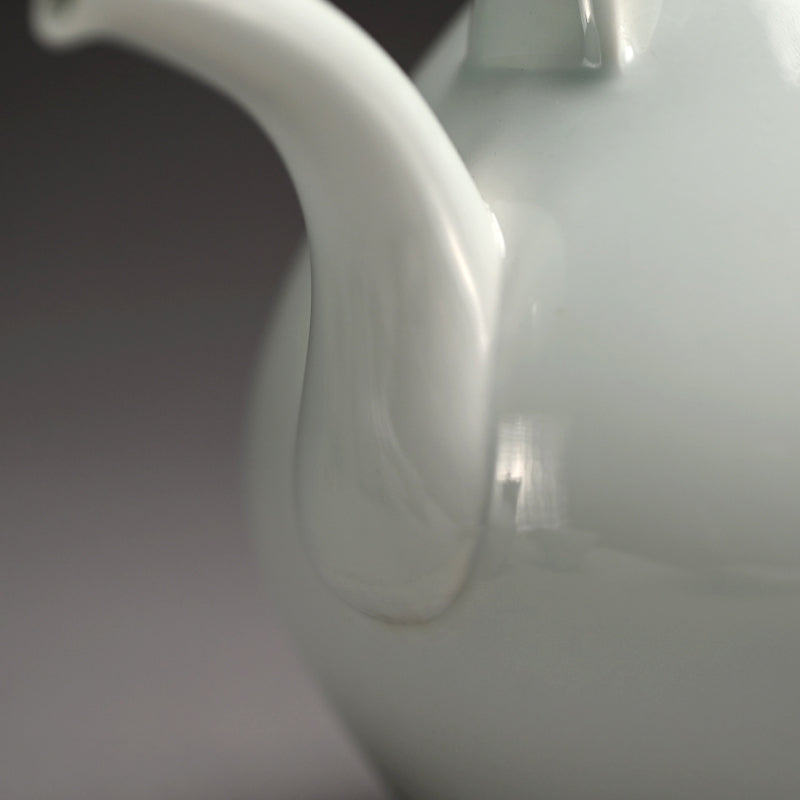 Boxed 5 person Porcelain Tea set ー宇佐美 賢祐 ”土瓶・湯吞”