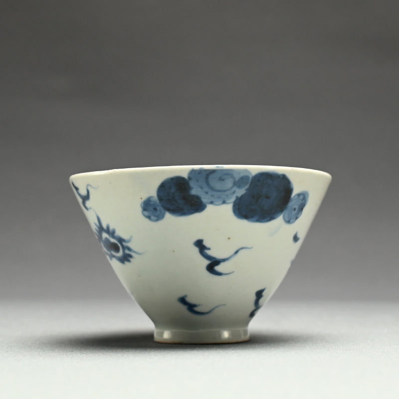 Gorgeous Antique Japanese Porcelain Dragon Bowl