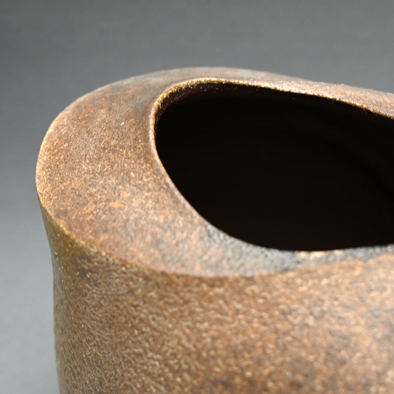 Bizen Henko Vase ー伊勢崎 創 "備前 扁壺"