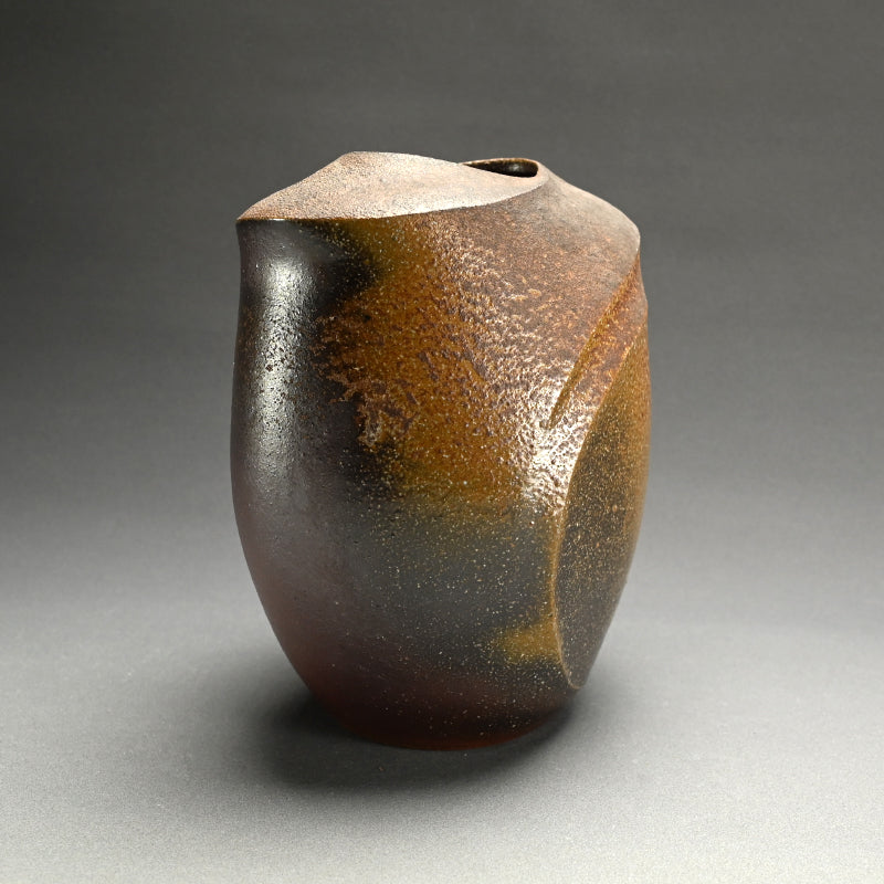 Bizen Henko Vase ー伊勢崎 創 "備前 扁壺"