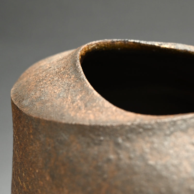 Bizen Henko Vase ー伊勢崎 創 "備前 扁壺"
