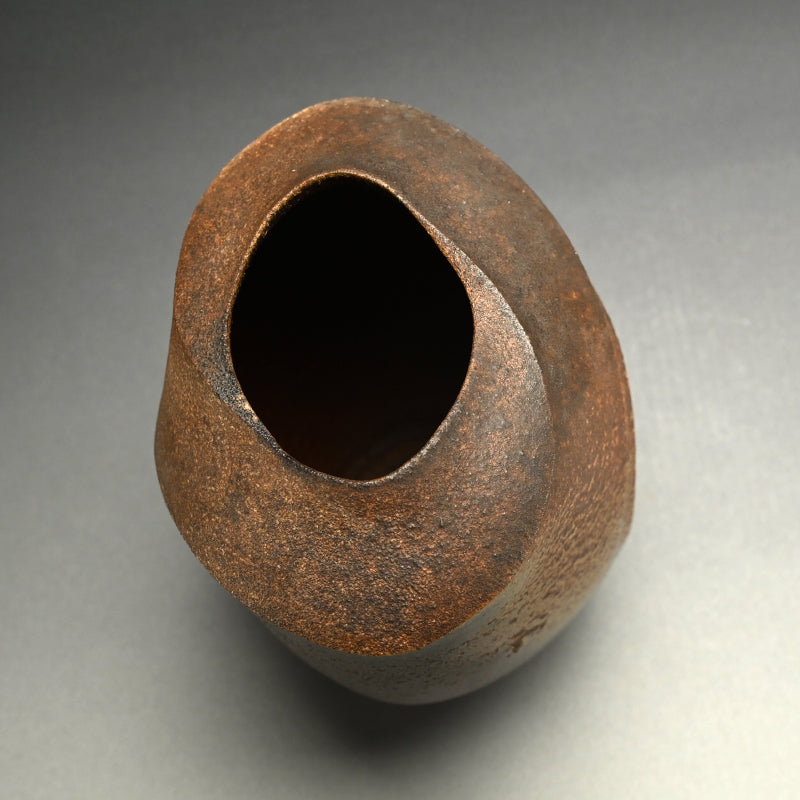 Bizen Henko Vase ー伊勢崎 創 "備前 扁壺"