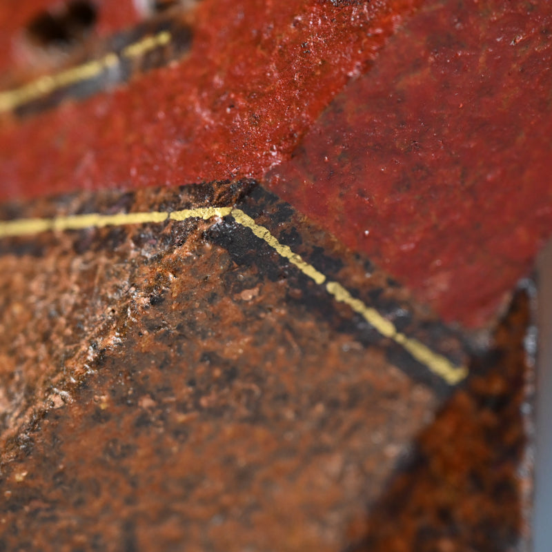 Sculptural Vase ー加藤 裕英 “立体志陶の作品 赤彩”