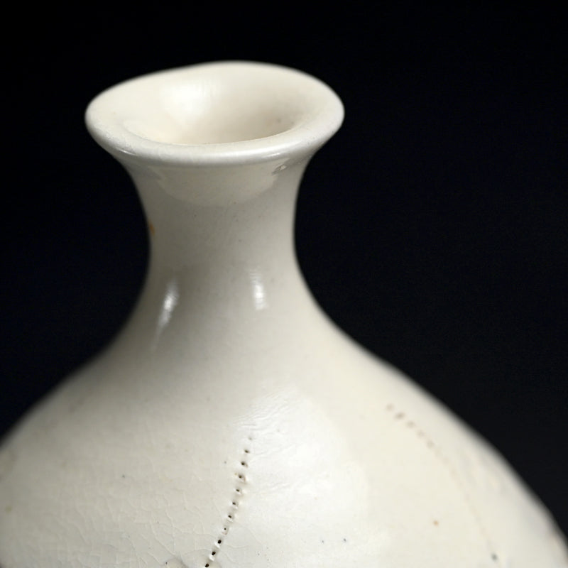 Perfect Example Vase ー近藤 豊 “粉花壺”