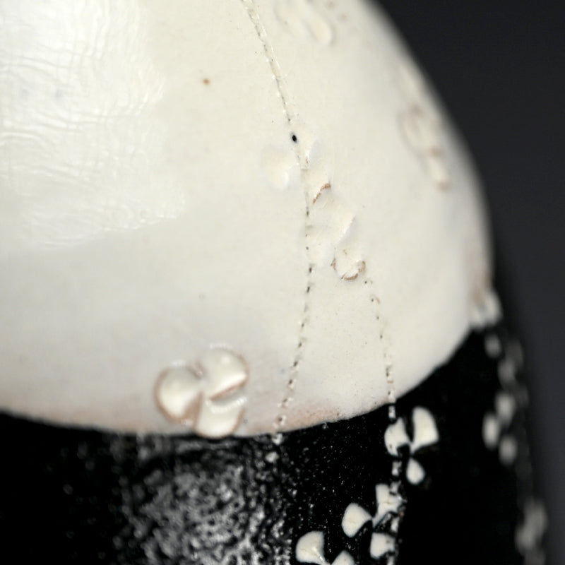 Perfect Example Vase ー近藤 豊 “粉花壺”