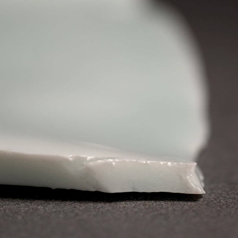 Striking Celadon Plate ー加藤 委 “青白磁 くわ形皿”