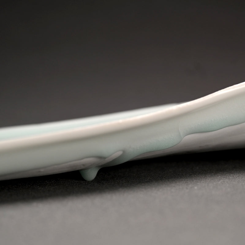 Striking Celadon Plate ー加藤 委 “青白磁 くわ形皿”