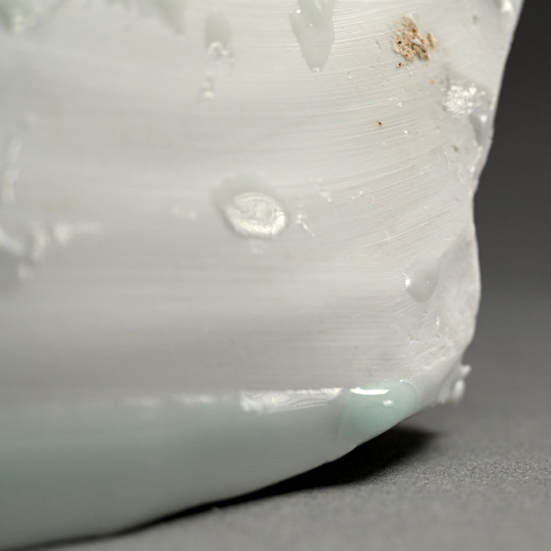 Sharp Porcelain Serving Plate ー加藤 委 “青白磁 くわ形皿”