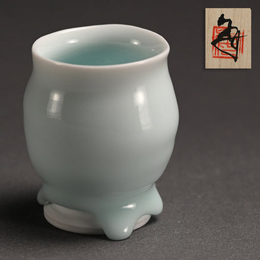 Check Out the Drips on this Cup ー加藤 委 “青白磁 杯”
