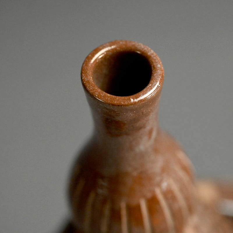 Unusual Art-Deco Influenced Ceramic Vase ー宇野 仁松 "扁壺"