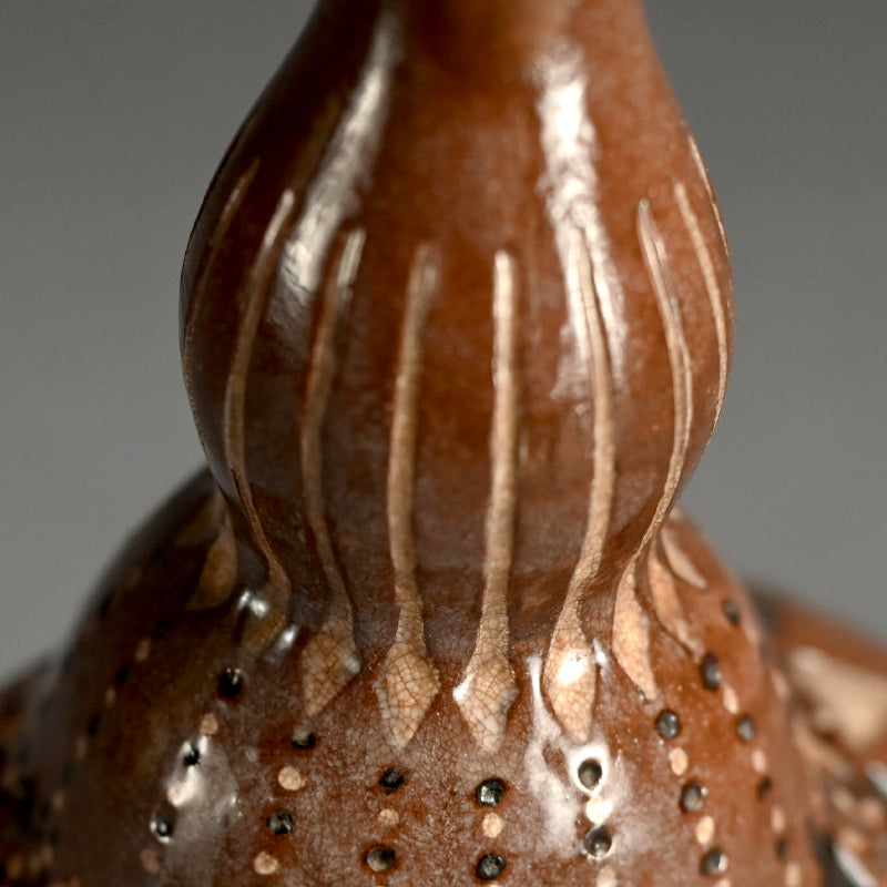 Unusual Art-Deco Influenced Ceramic Vase ー宇野 仁松 "扁壺"