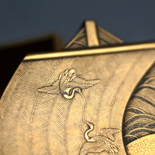 Exquisite Treasure Ship-Shaped Gold Lacquer Incense Box, Kobako ー"舟形香箱"