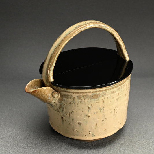 Fabulous Edo period Hagi yaki Te-guchi Mizusashi