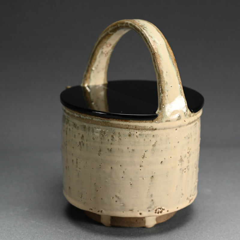 Fabulous Edo period Hagi yaki Te-guchi Mizusashi