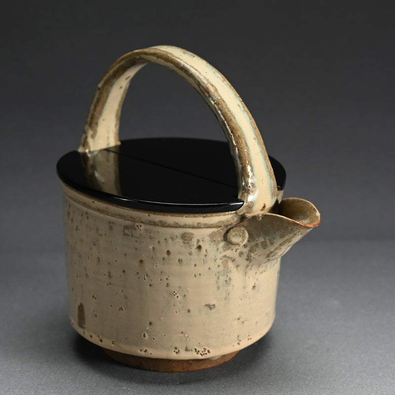 Fabulous Edo period Hagi yaki Te-guchi Mizusashi