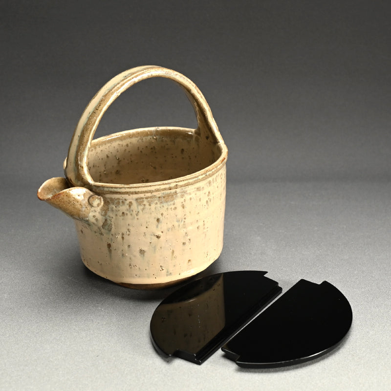 Fabulous Edo period Hagi yaki Te-guchi Mizusashi