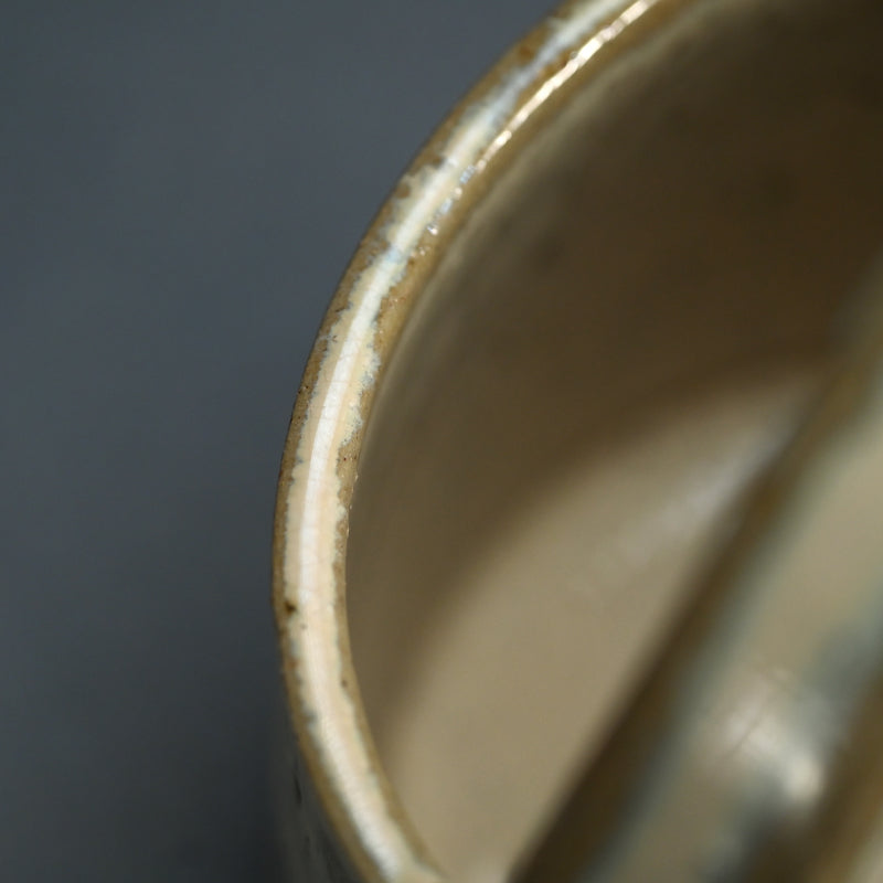 Fabulous Edo period Hagi yaki Te-guchi Mizusashi