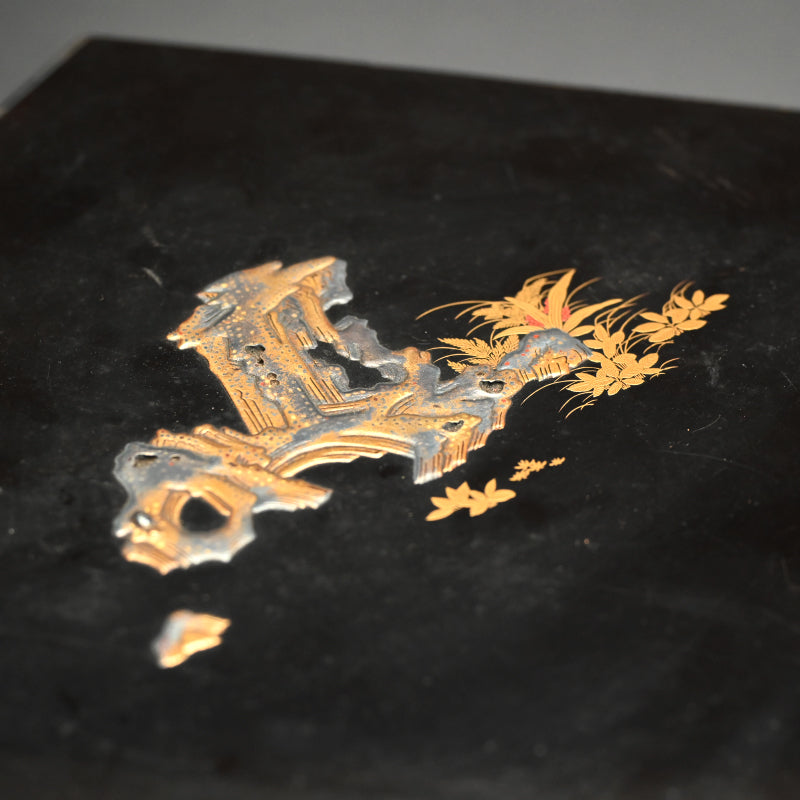 Momoyama to Early Edo Stacking Lacquer Box, Maki-e