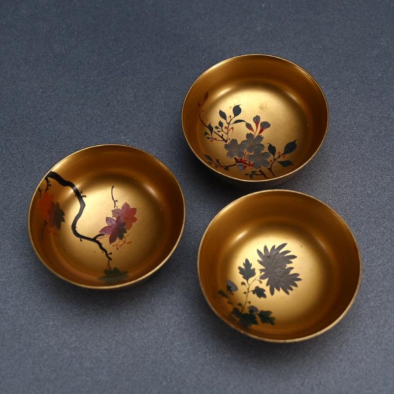 Antique Gold lacquered 10 piece Sake Cup Set