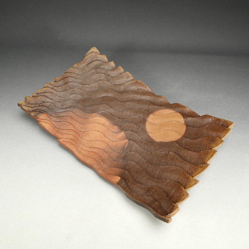 Contemporary Rippling Bizen Platter ー小西陶蔵 "備前 風文直角鉢"