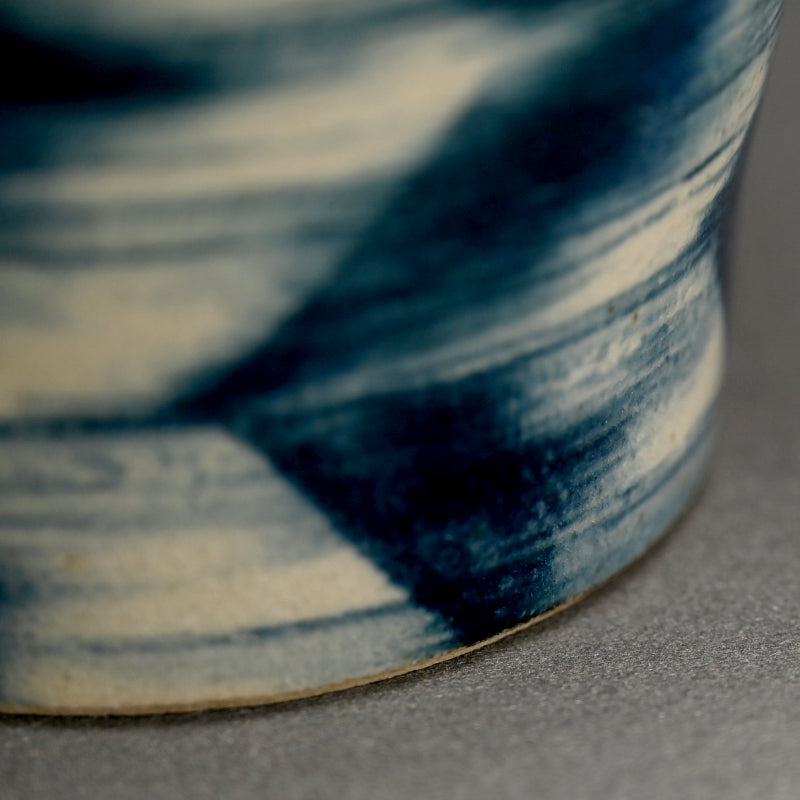 Contemporary Ceramic Mizusashi ー福島 寛子 “呉須絵水指”