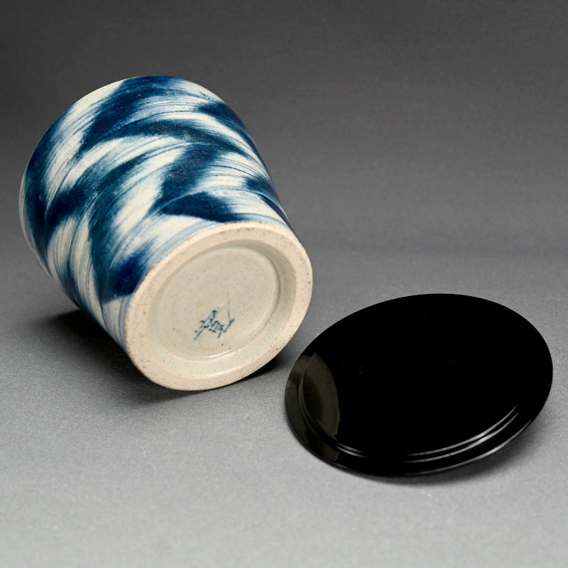 Contemporary Ceramic Mizusashi ー福島 寛子 “呉須絵水指”