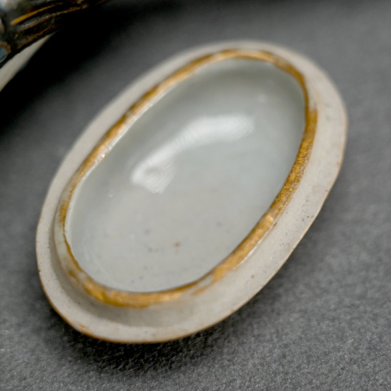 Miyagawa (Makuzu) Kozan Kogo Incense Case ー仁清写 香合 雲雀