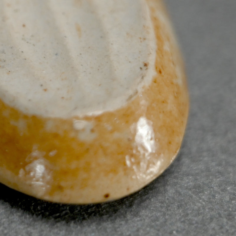 Miyagawa (Makuzu) Kozan Kogo Incense Case ー仁清写 香合 雲雀