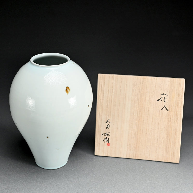 Hauntingly Beautiful Vase ー人見 和樹 "花入"