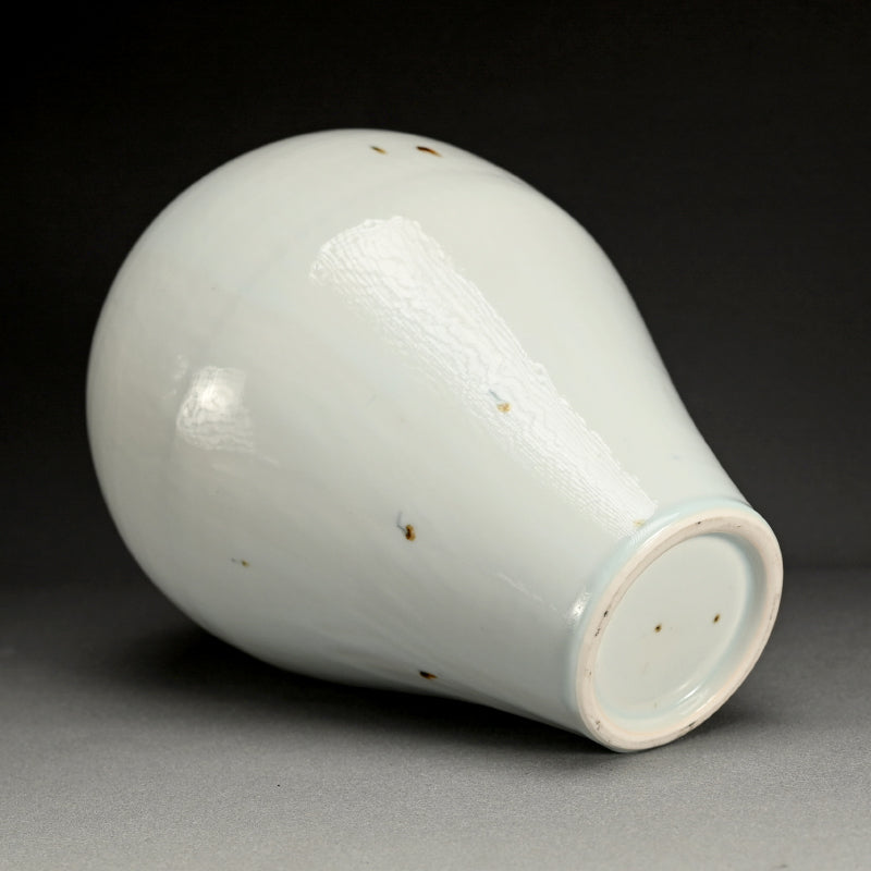 Hauntingly Beautiful Vase ー人見 和樹 "花入"