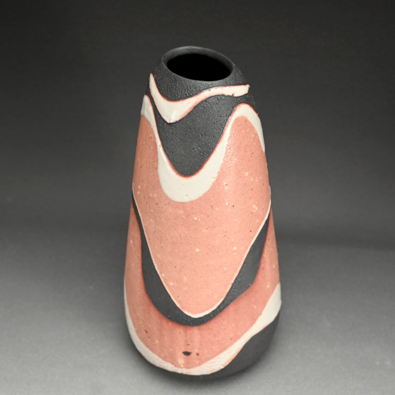 Iconic Shino Vase ー玉置 保夫 “志野扁壺”