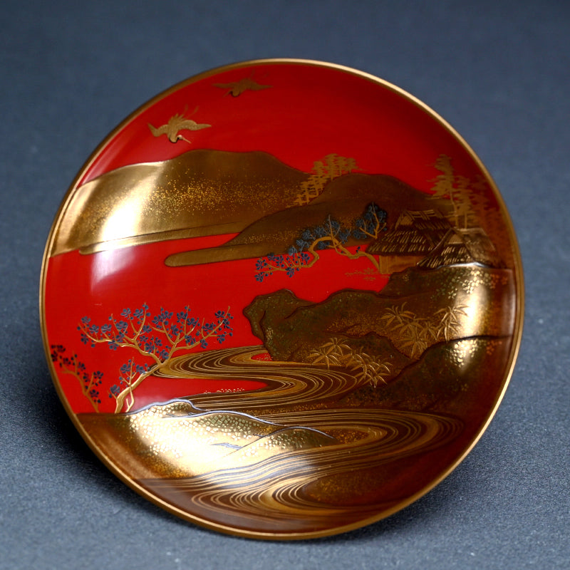 Breathtaking Antique Maki-e Lacquer Stand & Sake Cups ー蓬莱山蒔繪 三ツ組盃花月臺 臺組