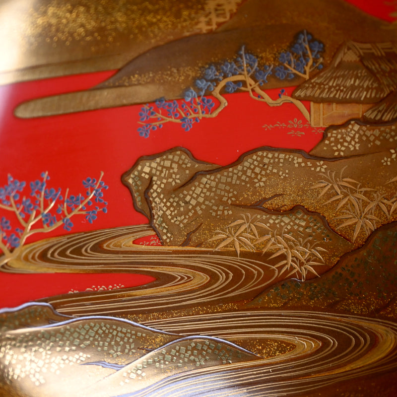 Breathtaking Antique Maki-e Lacquer Stand & Sake Cups ー蓬莱山蒔繪 三ツ組盃花月臺 臺組