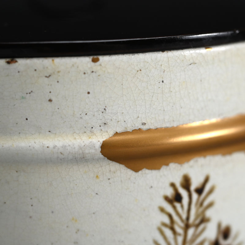 A spectacular Te-oke Mizusashi with Kintsugi Gold Repairs ー大樋手桶 水さし