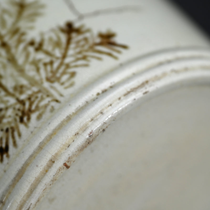 A spectacular Te-oke Mizusashi with Kintsugi Gold Repairs ー大樋手桶 水さし