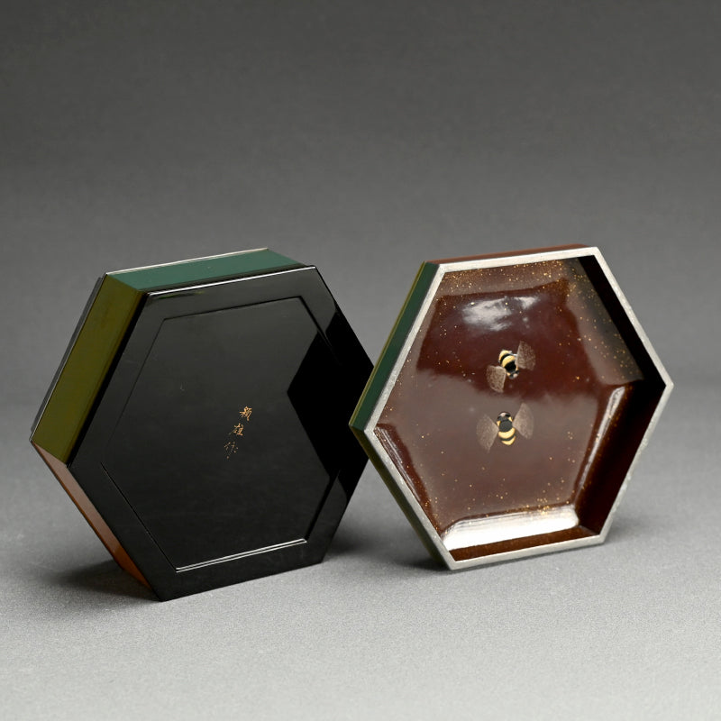 Exquisite Mid-century Lacquered Jewelry Box by Heiando ー平安堂 “六角宝石箱”